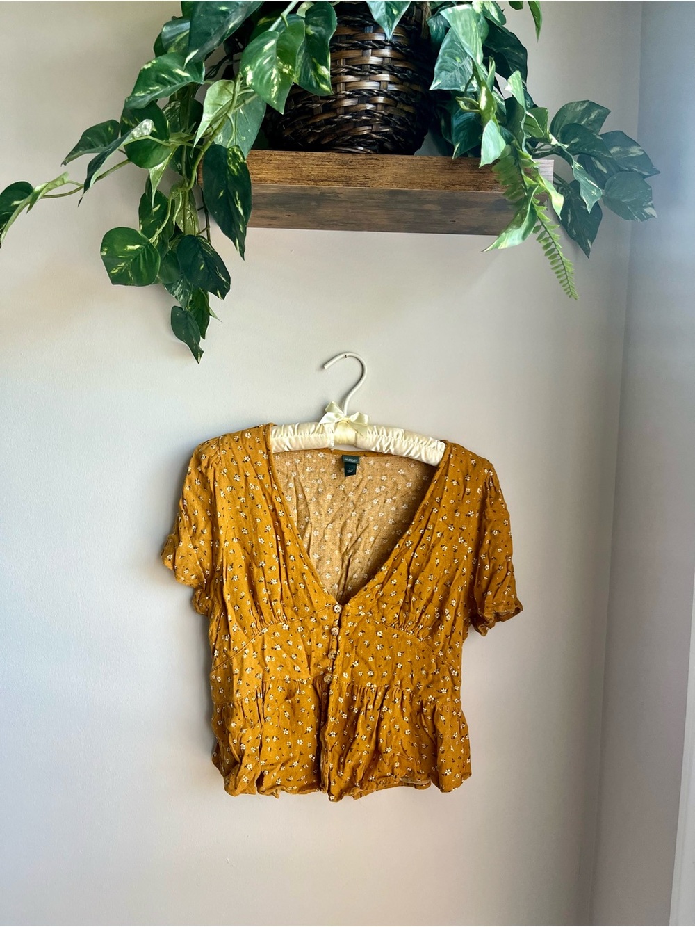 Wild Fable Mustard Yellow Floral V-Neck Button-Front Blouse